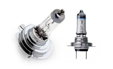 Vì sao đèn halogen trên xe máy không còn được ưa chuộng ?